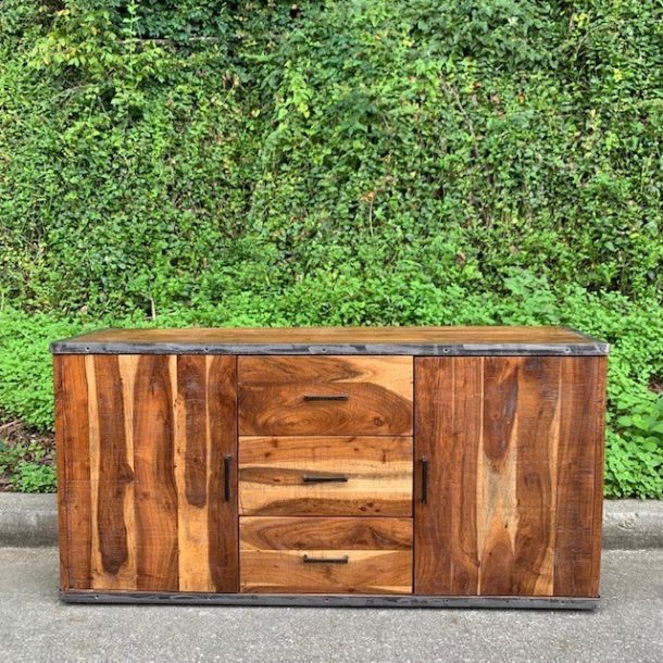 Furniture Store Atlanta, GA Nadeau Buckhead Unique & Affordable.