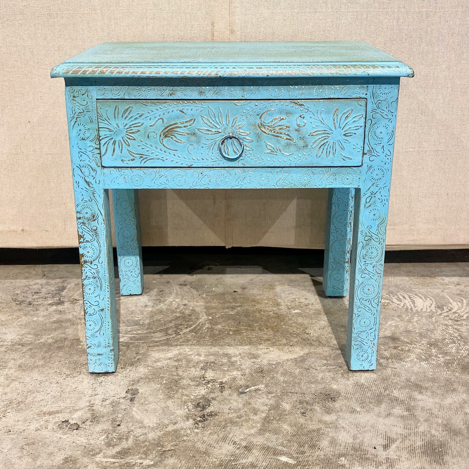 Furniture Store Charleston, SC Nadeau Unique & Affordable.