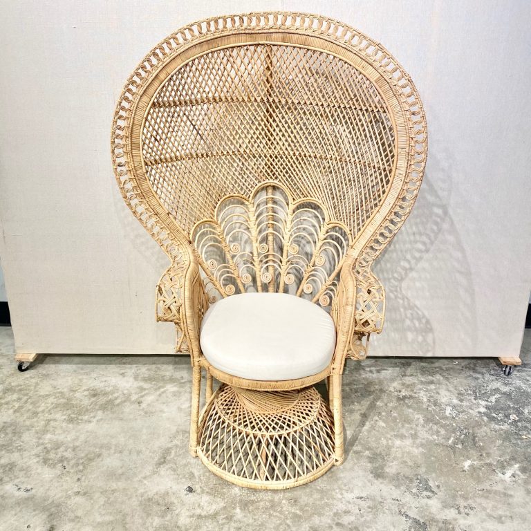 Furniture Store Charleston, SC Nadeau Unique & Affordable.