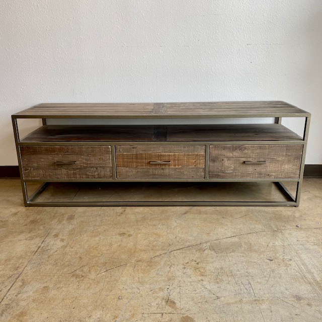 Furniture Store Dallas, TX Nadeau Unique & Affordable.