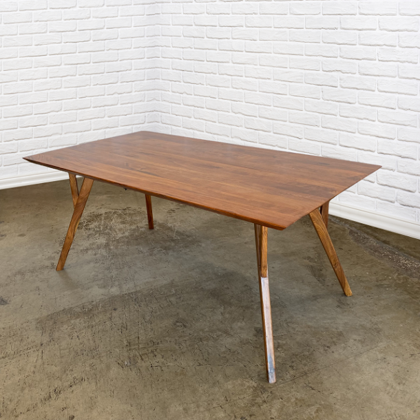 Furniture Store Dallas, TX Nadeau Unique & Affordable.