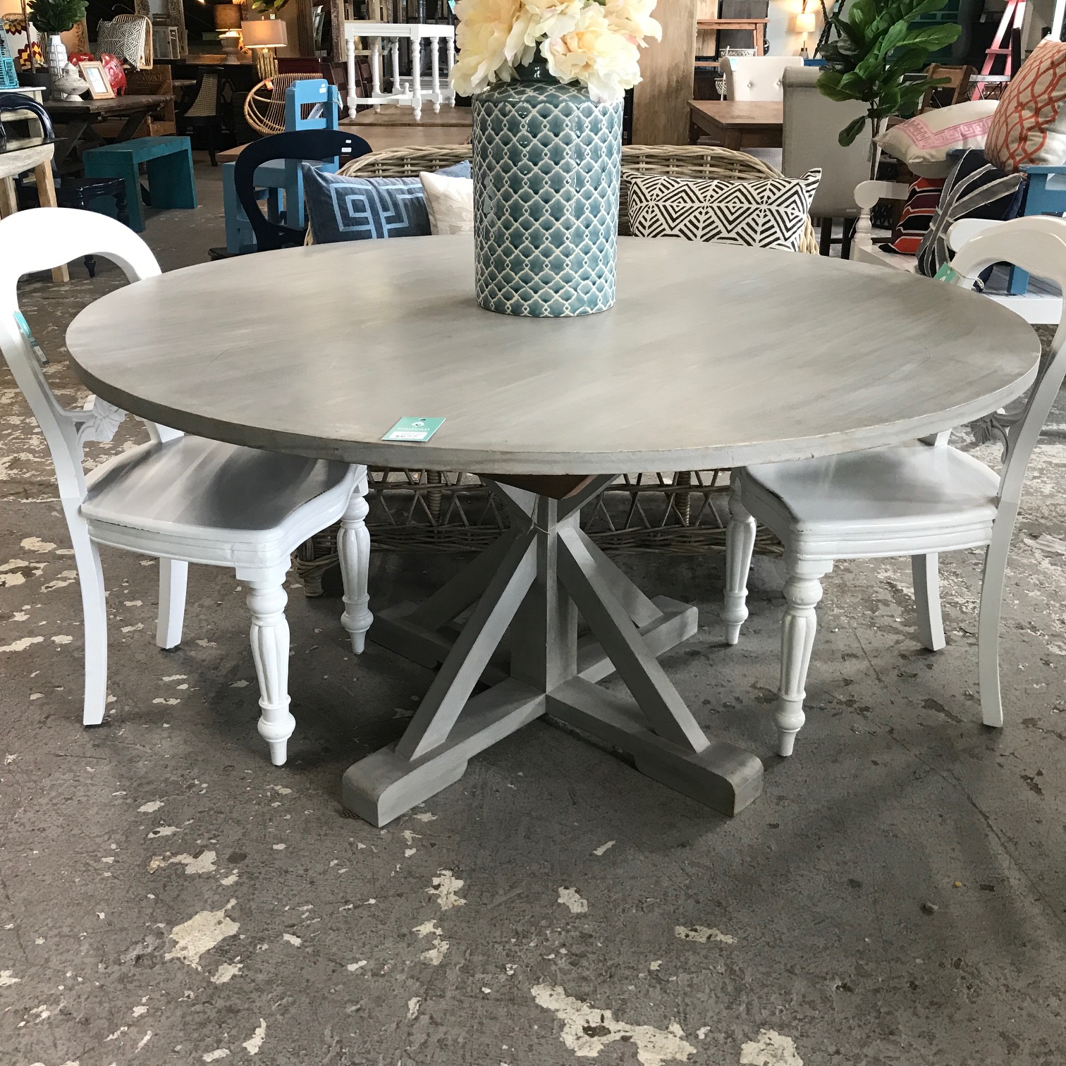 Round Dining Table Nadeau Nashville