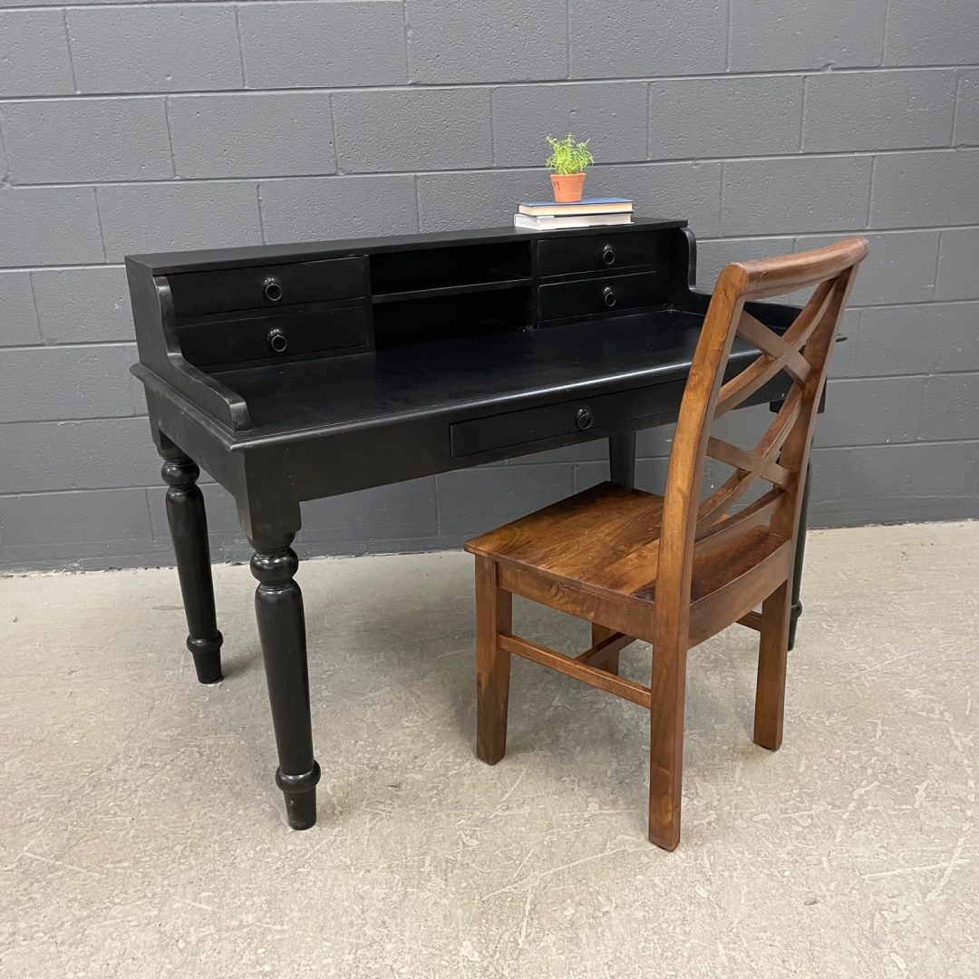 Desk Nadeau Nashville