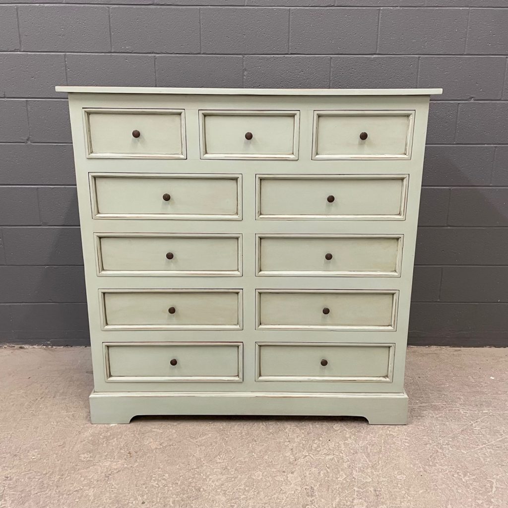 Classic ThreeDrawer Dresser Nadeau Nashville