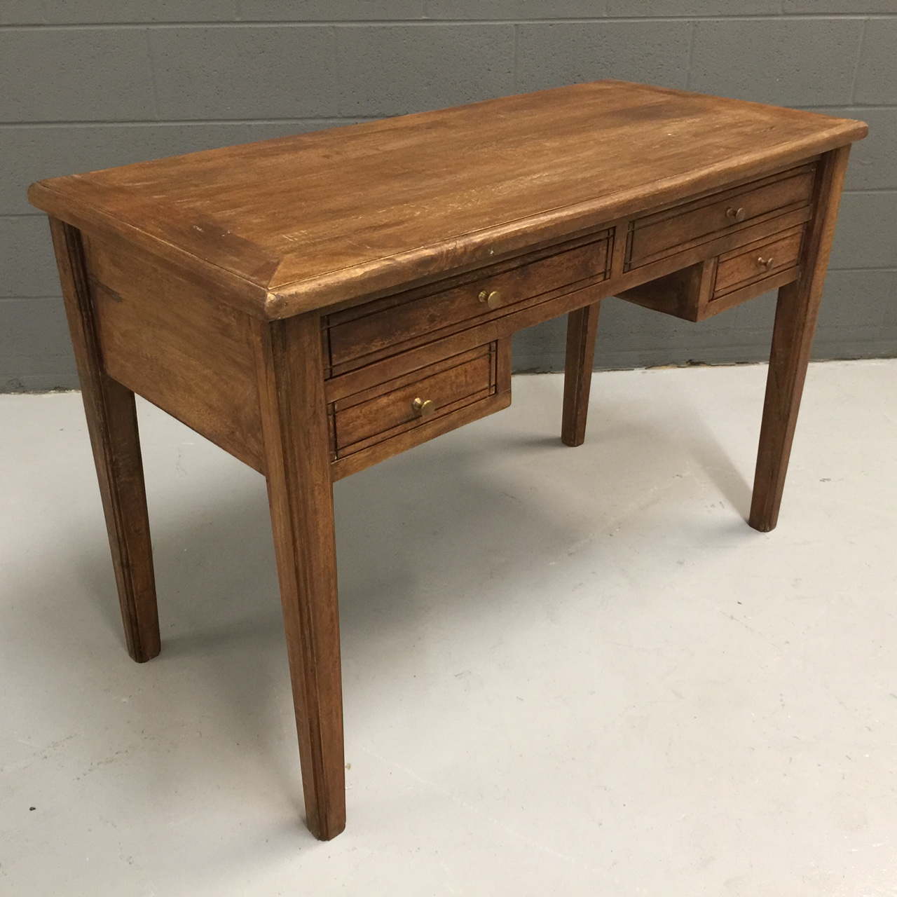 Traditional Desk Nadeau Nashville