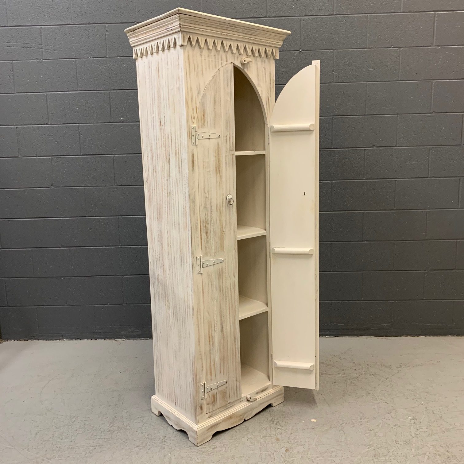 Narrow Nadeau Nashville