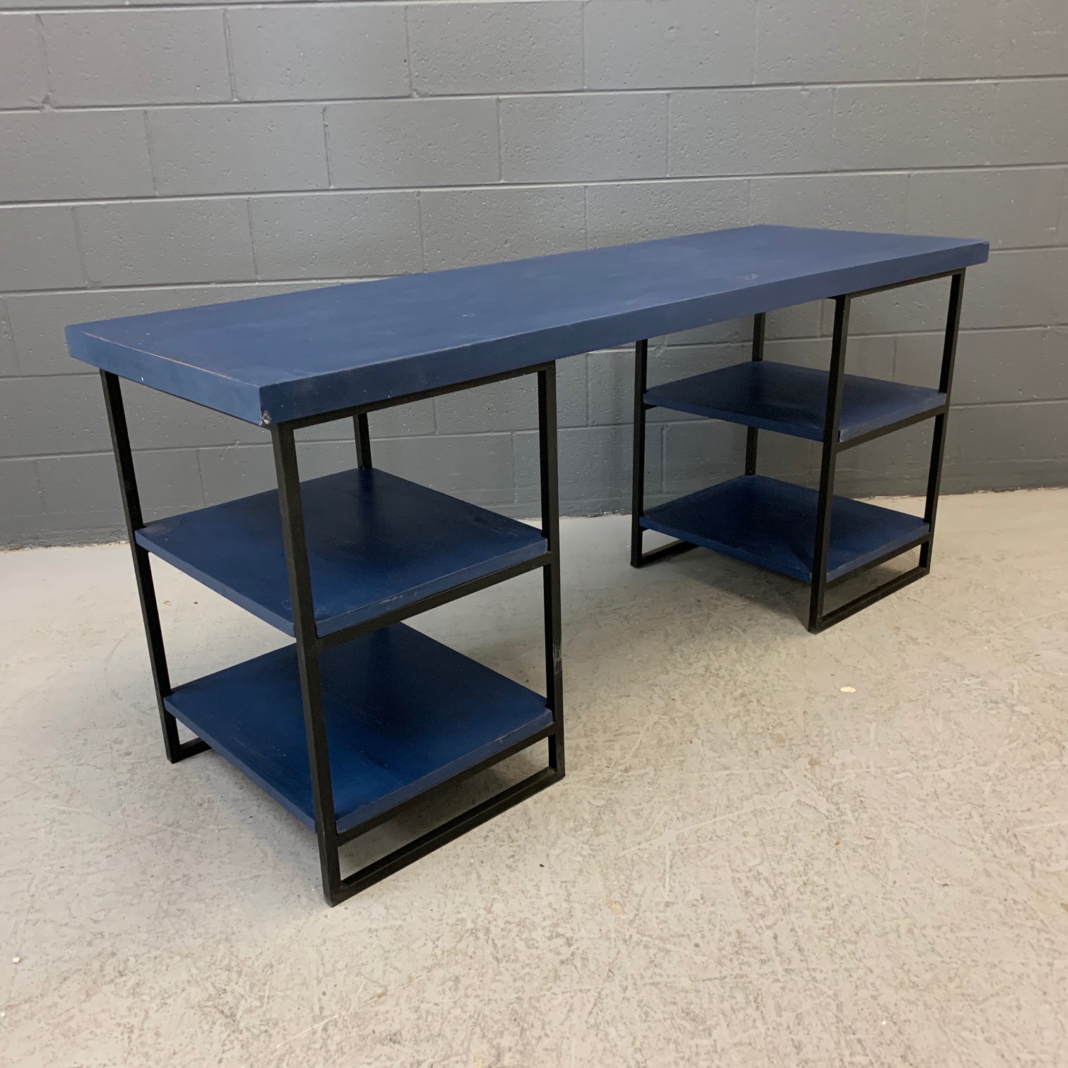 Urban Desk Nadeau Nashville