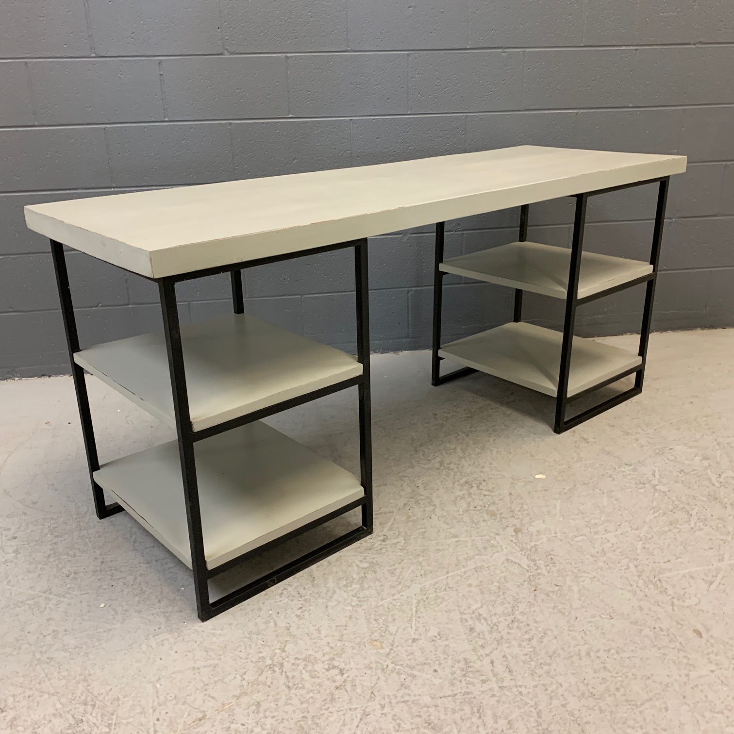 Urban Desk Nadeau Nashville