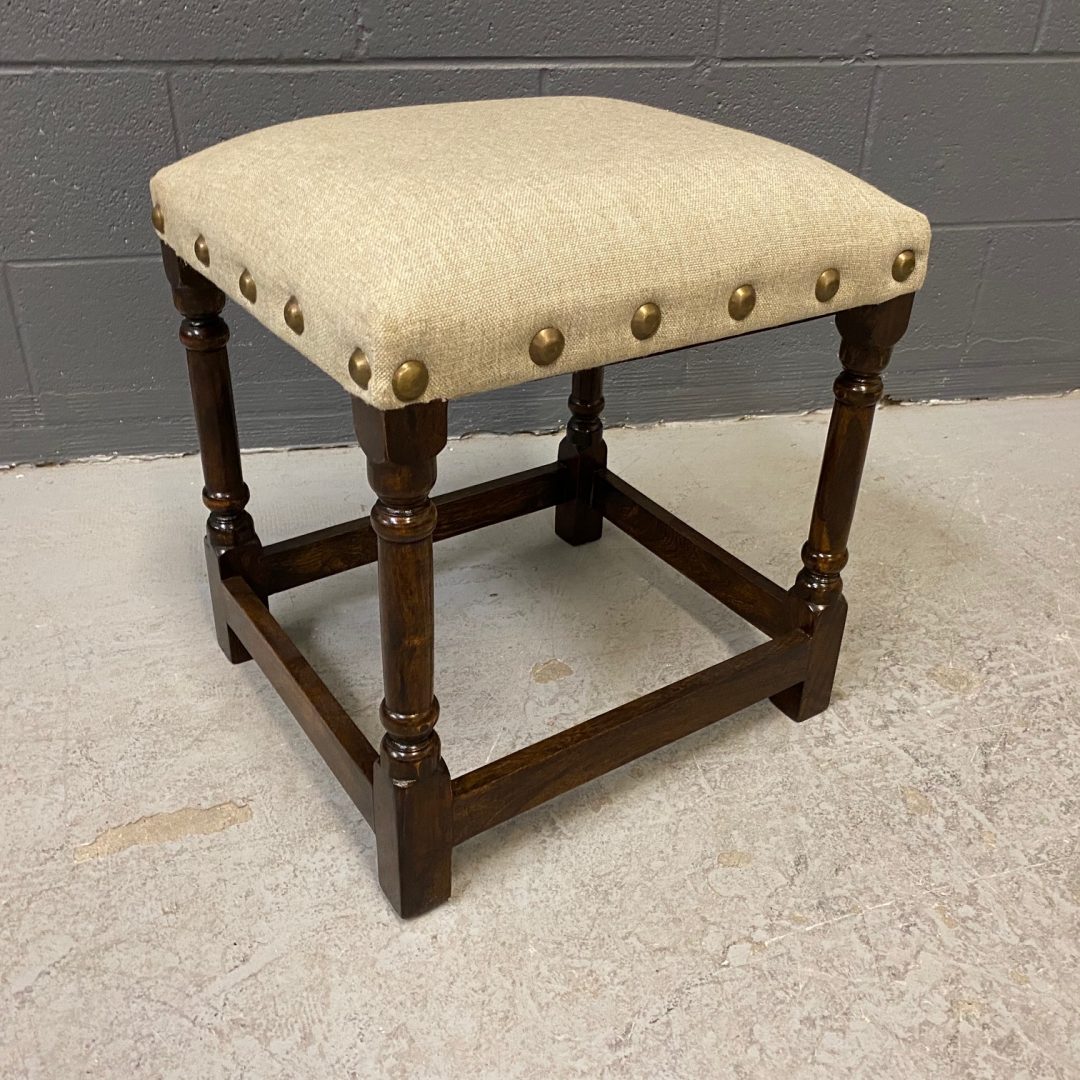 Small Upholstered Bench with Fluted Legs Nadeau Nashville