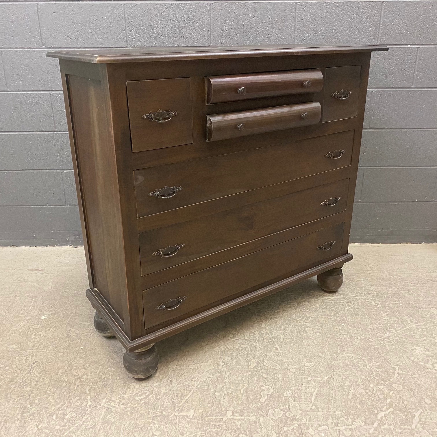 Dresser with Rounded Drawers Nadeau Nashville