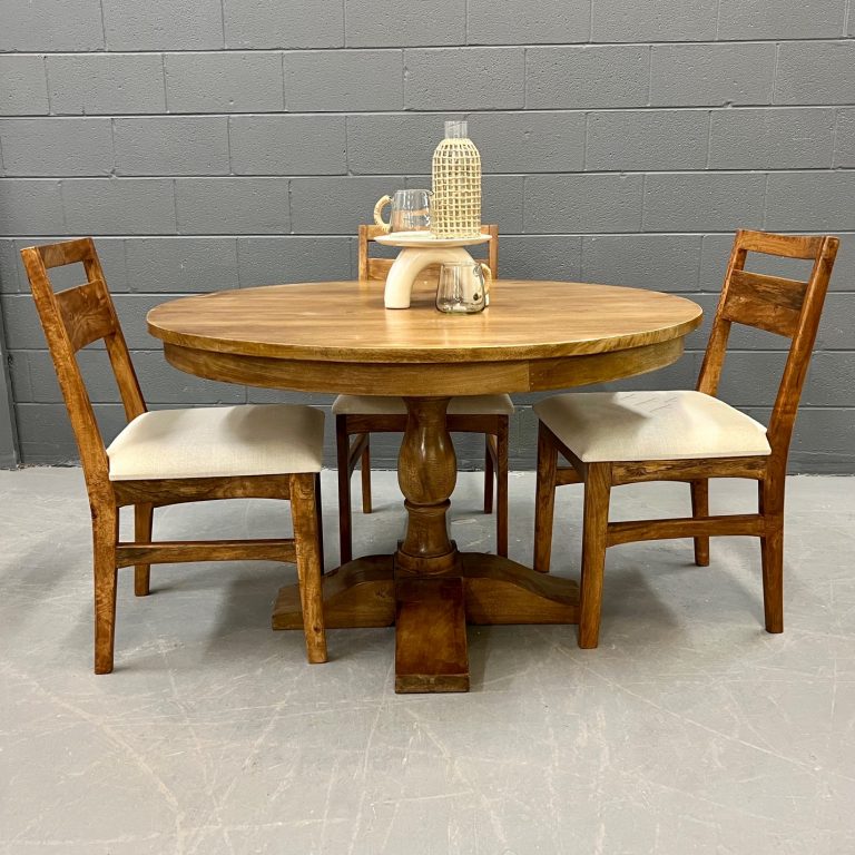Classic Dining Table Nadeau Nashville