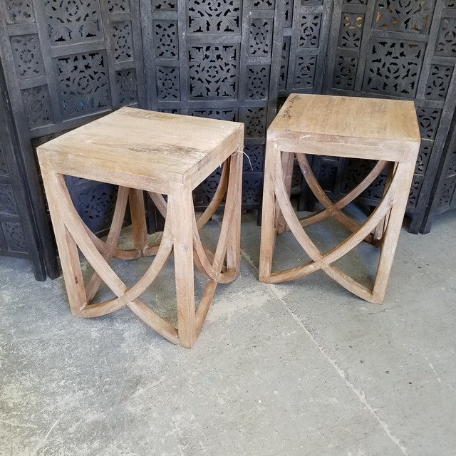 U Shape End Table Nadeau Birmingham