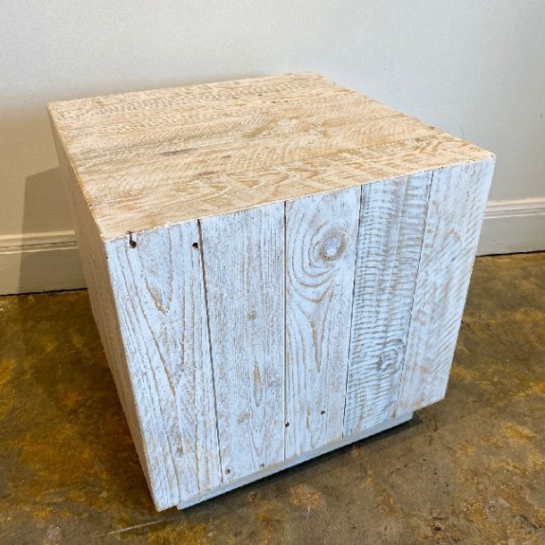 Furniture Store Austin, TX Nadeau Unique & Affordable.