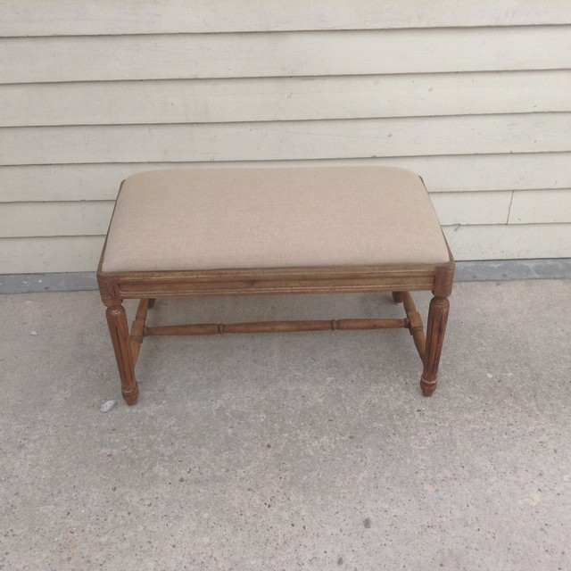 Small Upholstered Bench with Fluted Legs Nadeau New Orleans