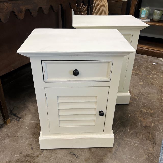 Furniture Store Memphis, TN Nadeau Unique & Affordable.