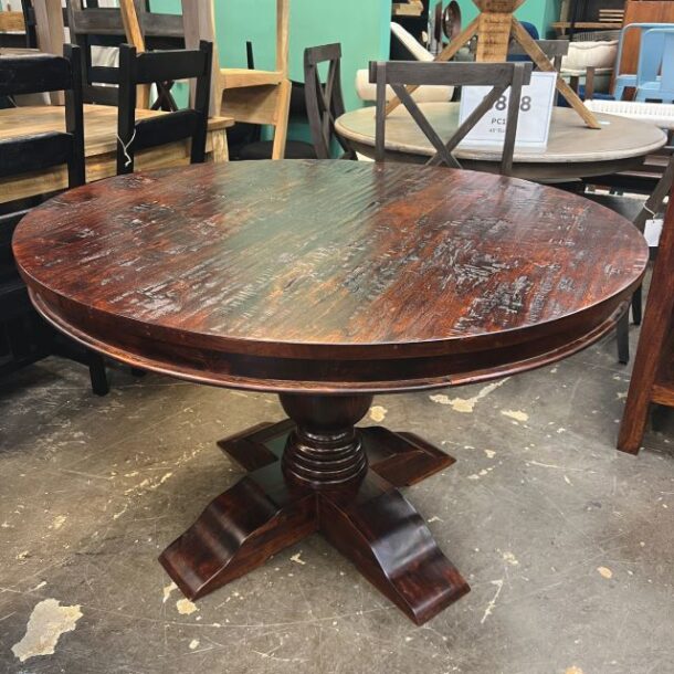 Furniture Store Memphis, TN Nadeau Unique & Affordable.