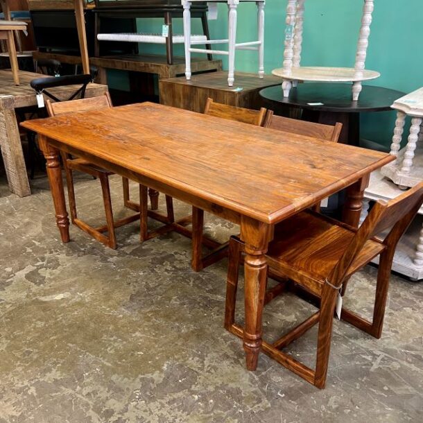 Furniture Store Memphis, TN Nadeau Unique & Affordable.