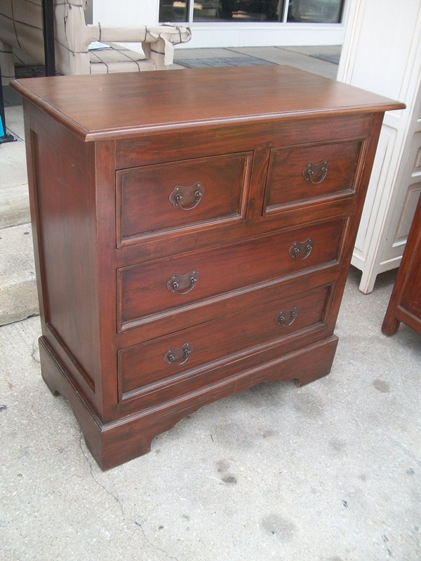 Classic FourDrawer Dresser Nadeau Memphis