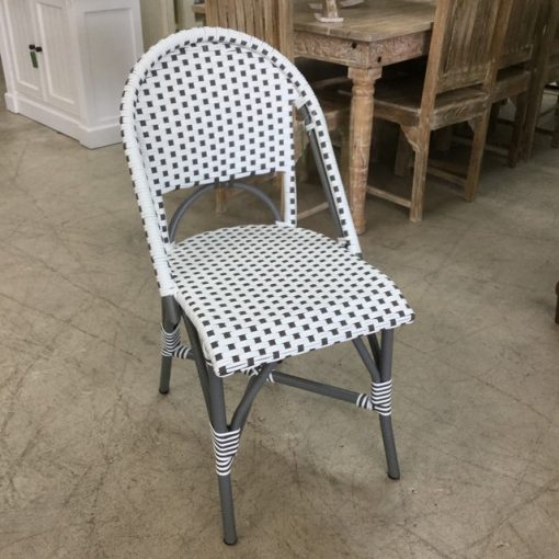 Furniture Store Memphis, TN Nadeau Unique & Affordable.