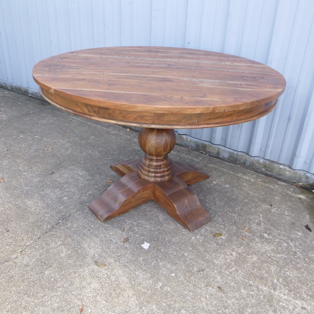 Furniture Store Cincinnati, OH Nadeau Unique & Affordable.