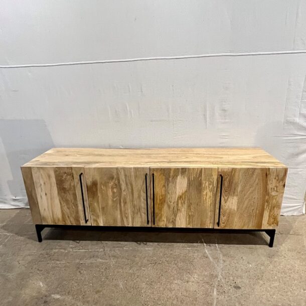 Furniture Store Cincinnati, OH Nadeau Unique & Affordable.