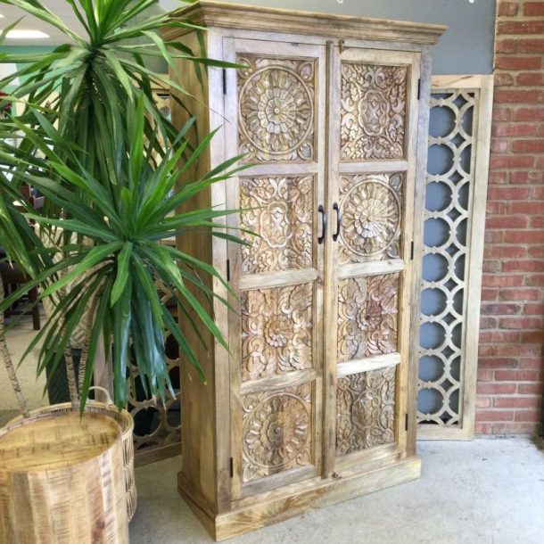 Furniture Store Indianapolis, IN Nadeau Unique & Affordable.