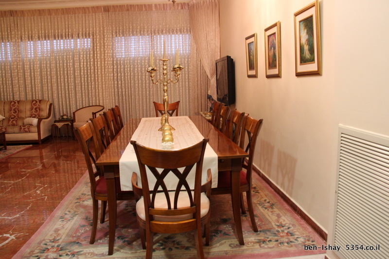 Cfb6cf46174356598c84e5381bdafcc4