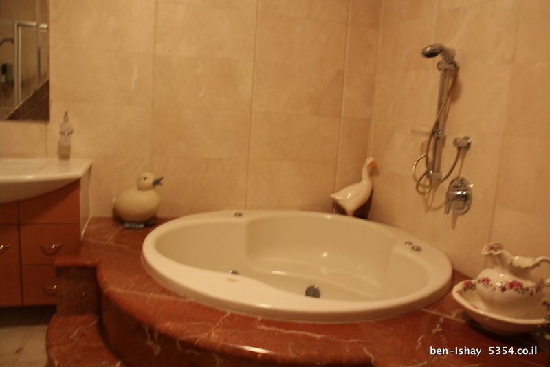 0b78f5f0878627aa7c8d961d2bb40ff8