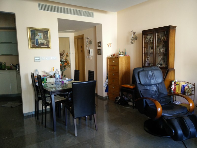 19e0b4fb6638de2a62943d7c2c2af5ac