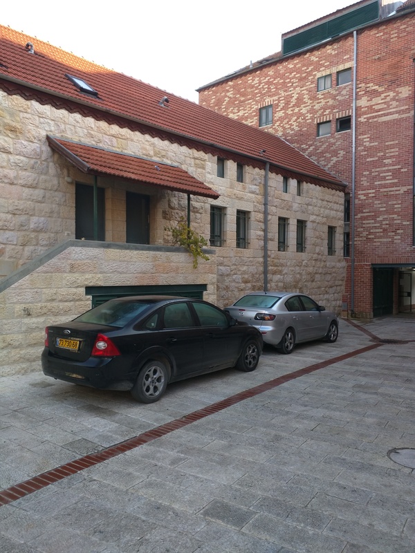 Ff40ad25a9c64482d3dfff39821041e2