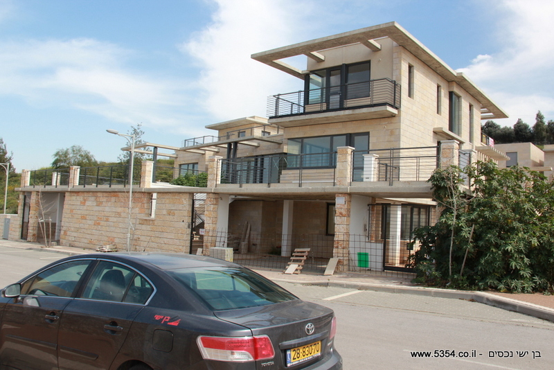 9ea513f115ba80da97b3620f39ac2933