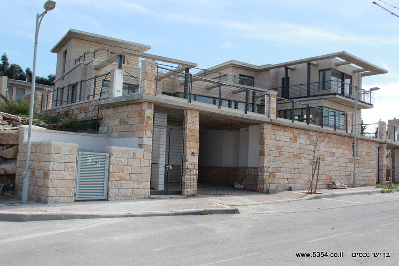 2c131d540bea467e86defc28b817da2f