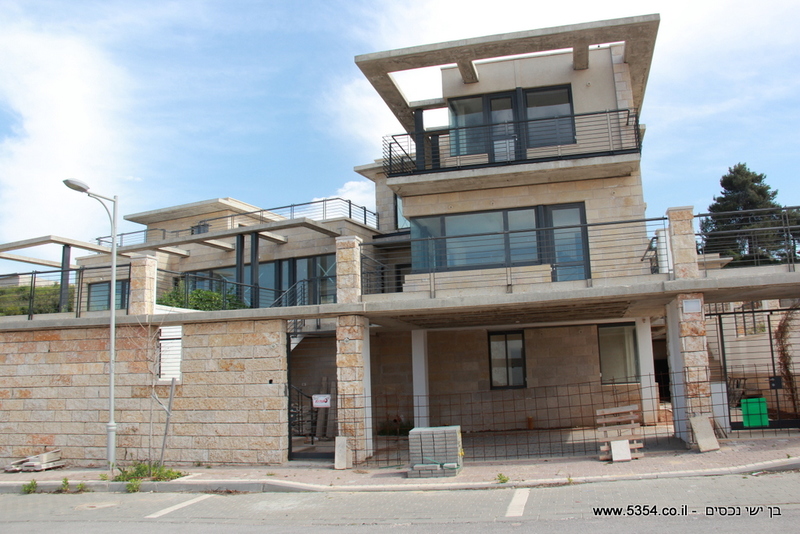 25d57b18d0f4e36f9a3cfd6055c26dbf