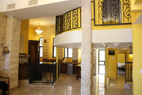 6eb494a0e9aca84d0cc730a3d1e38c67