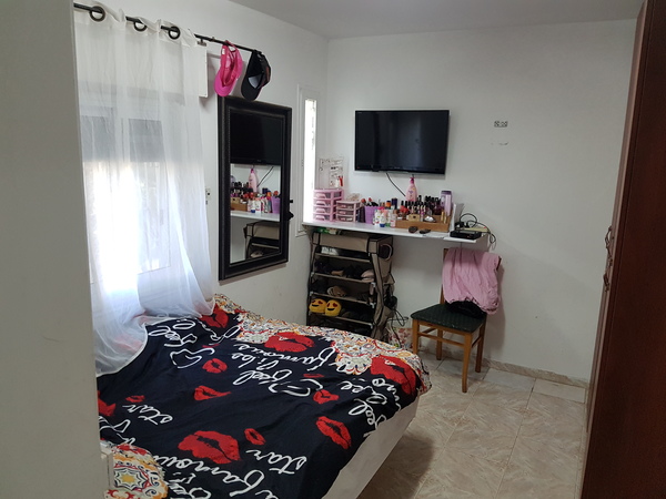 6851b5376a9a8bbc51e52f2f412e32b2