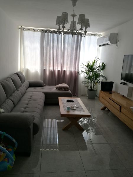 3eb381cc329b4bcca7a8a8304adbb040