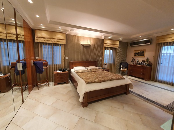 1773fe7d473f3c83b10befa5ad5189a5