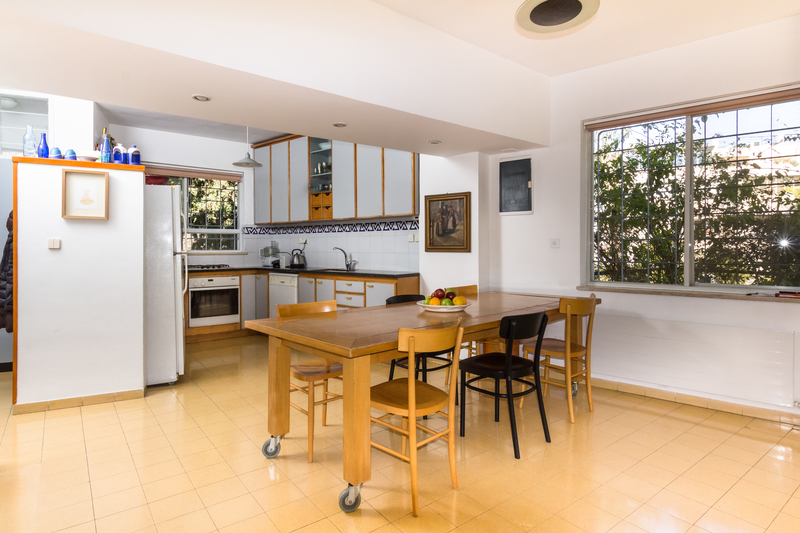 D1f63f8e6477fc9f11f586c6e7c56cff