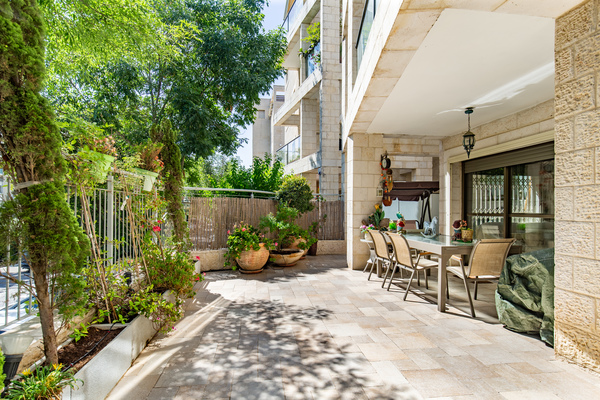 11db129d6f06a631f6b95e67bfa42b86