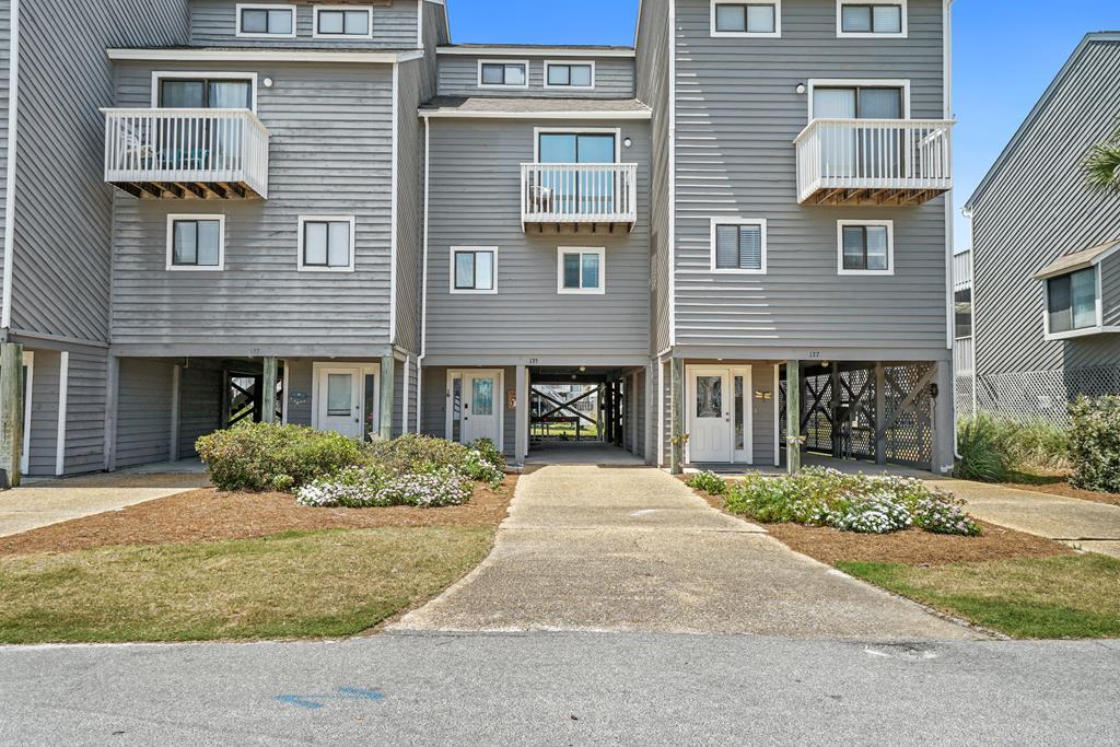 Photo of property for sale at 135 Parkside Cir Cape San Blas