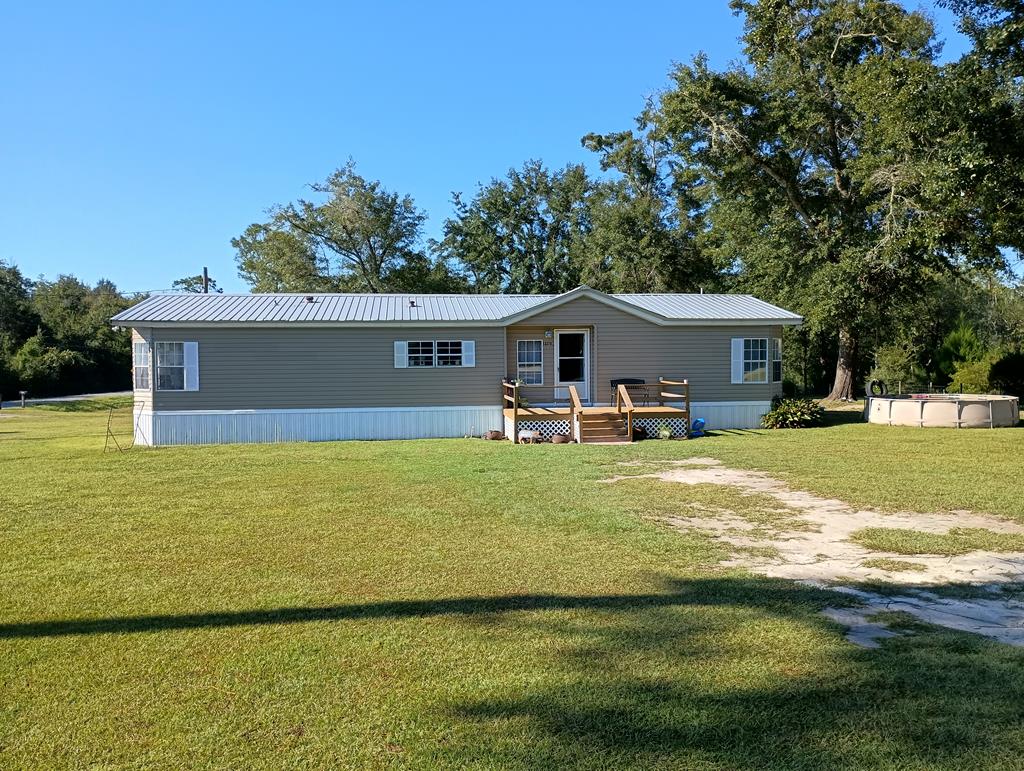 Photo of property for sale at 1220 Stone Mill Creek Rd Wewahitchka