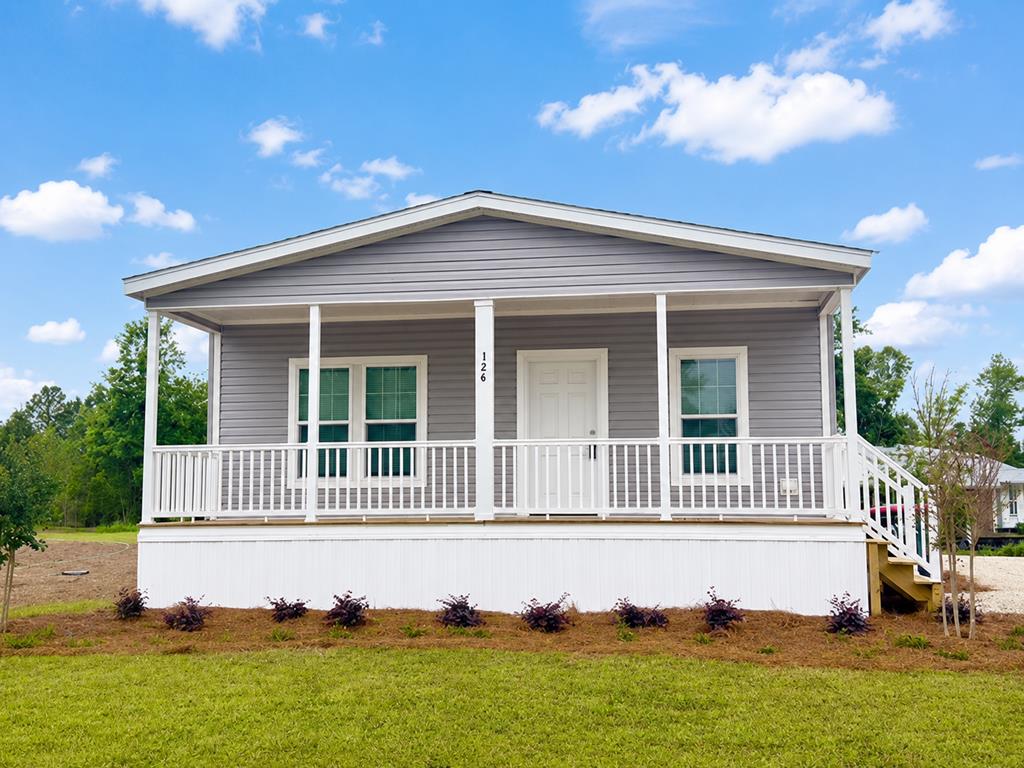 Photo of property for sale at 124 Meadow Ln Wewahitchka