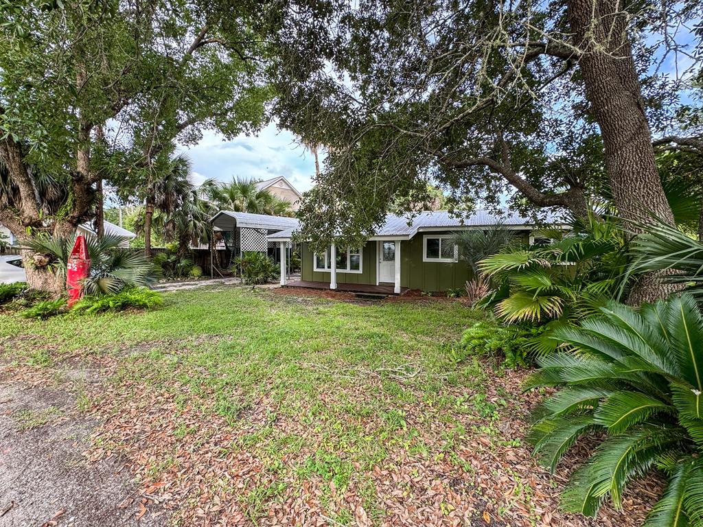 Photo of property for sale at 222 1/2 Ave D Apalachicola