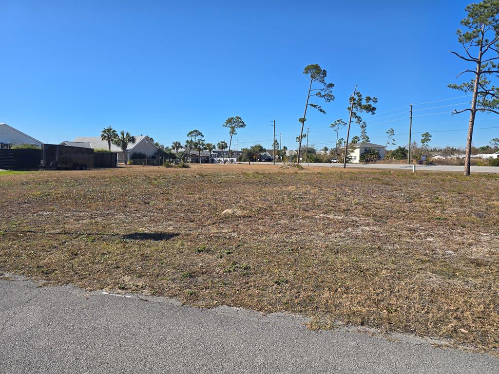 Photo of property for sale at 425 California Dr Mexico Beach