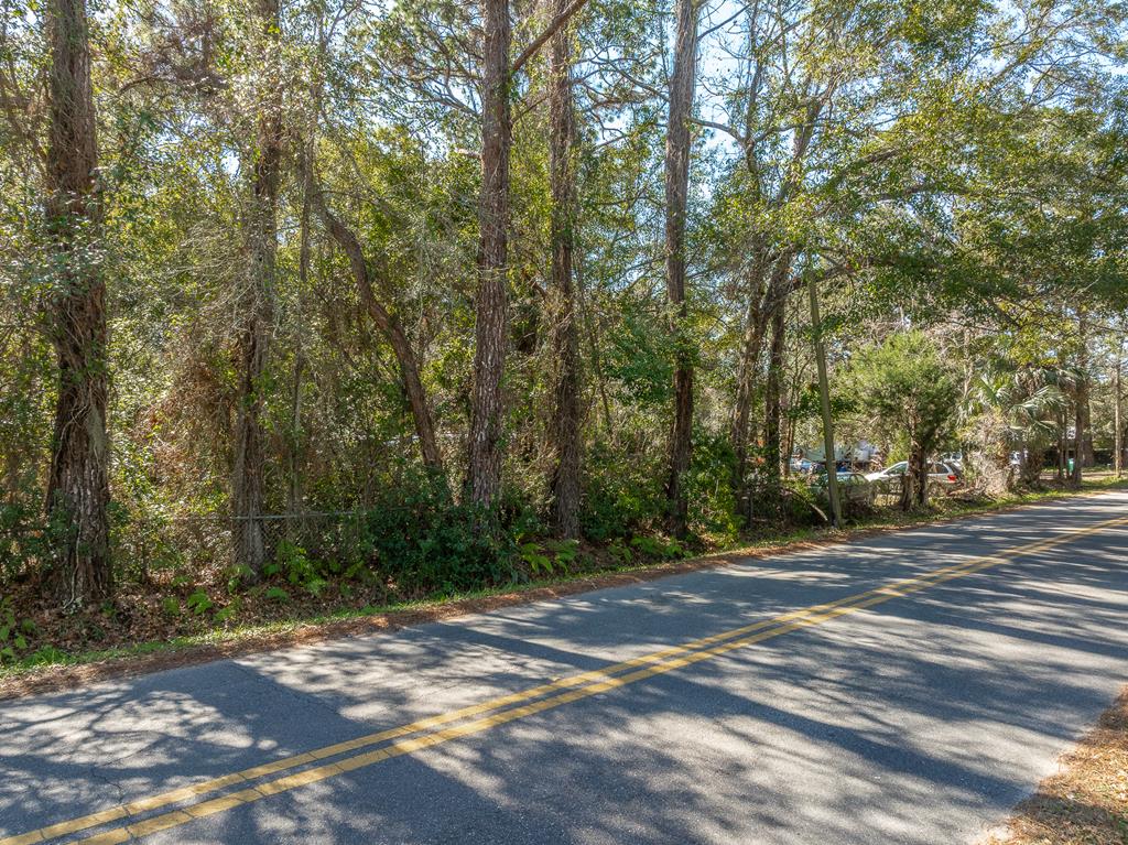 Photo of property for sale at 342 Brownsville Rd Apalachicola