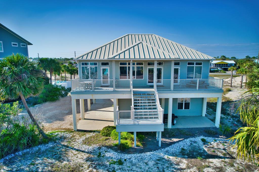 Photo of property for sale at 325 W Gorrie Dr St. George Island