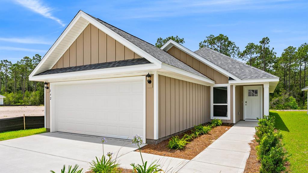 Photo of property for sale at 142 Chateau Ln Port St. Joe