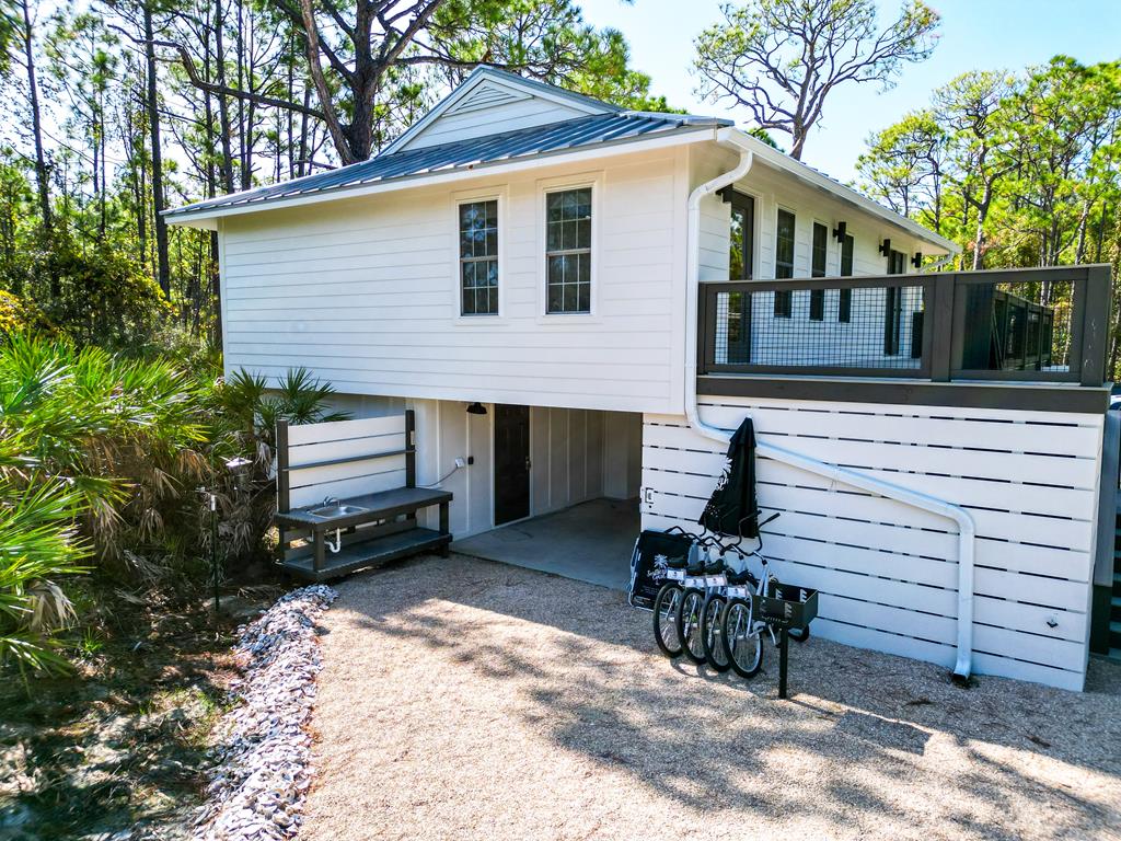 Photo of property for sale at 1404 Bayberry Ln St. George Island