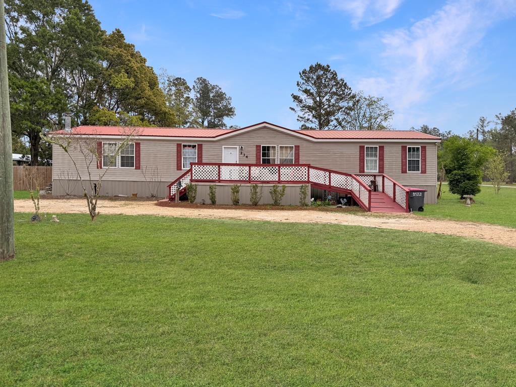 Photo of property for sale at 234 Sesame St Wewahitchka