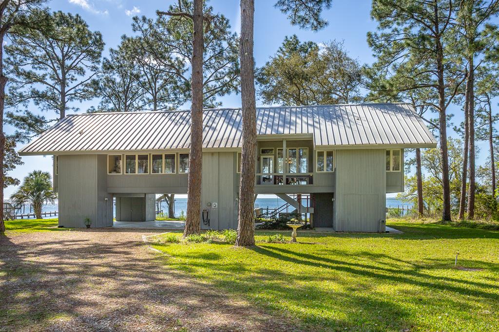 Photo of property for sale at 2488 Hwy 98 E Carrabelle